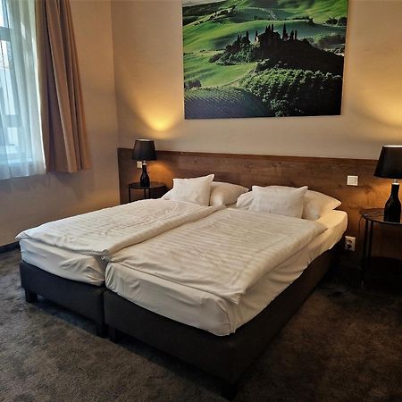 Garda Hotel ソンバトヘイ エクステリア 写真