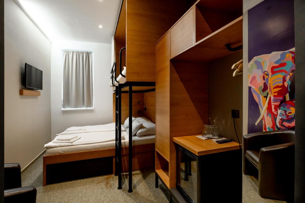 Garda Hotel ソンバトヘイ エクステリア 写真